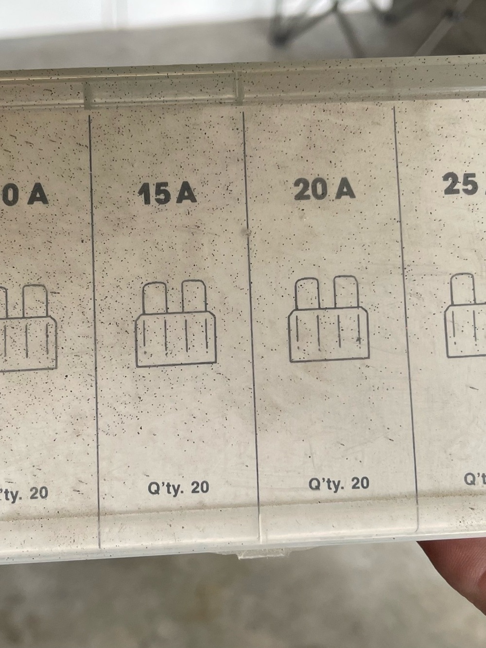 Car Fuse Assortment — Multi-Color Kit. - Picture 3 of 3